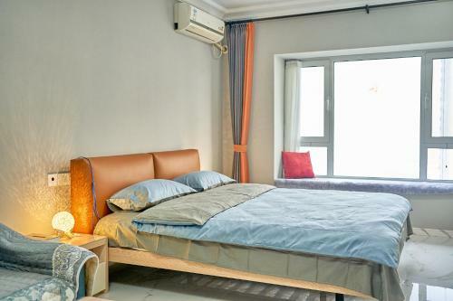 Locals Apartment House 06