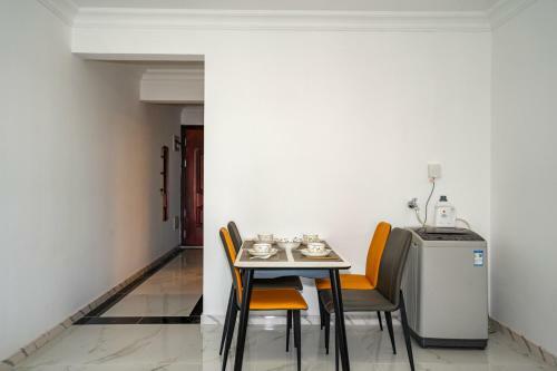 Locals Apartment Inn 15