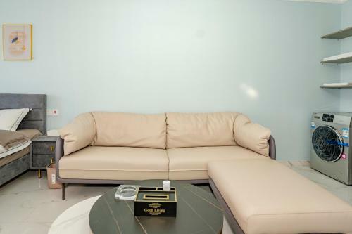 Locals Apartment Inn 07