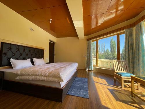 Hostal Hinjumaa Guest House