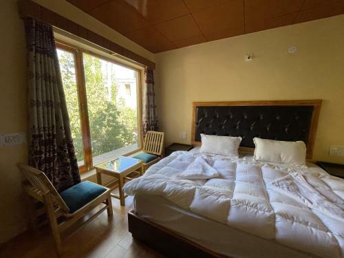 Hostal Hinjumaa Guest House