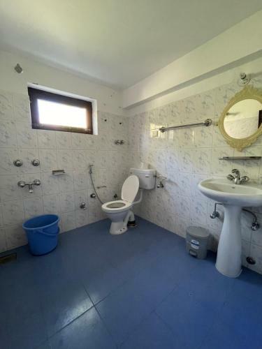 Hostal Hinjumaa Guest House