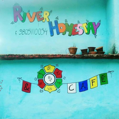 Riverhomestay And Cafe