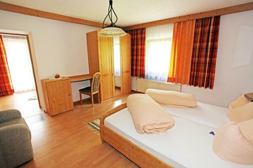 Hostal Alpenhof Strenge