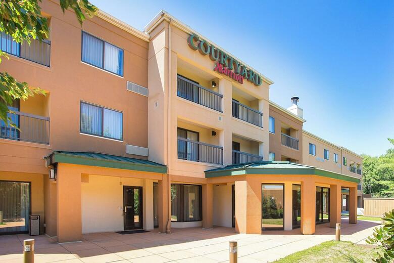 Hotel Courtyard By Marriott Boston Westborough