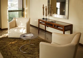 Hotel Cora
