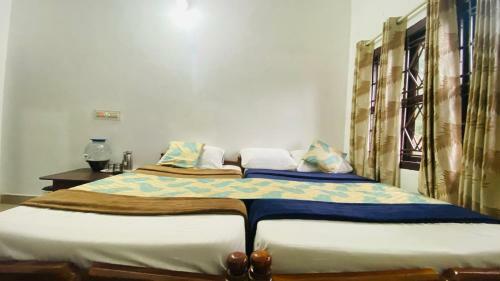 Hotel Caveri Inn
