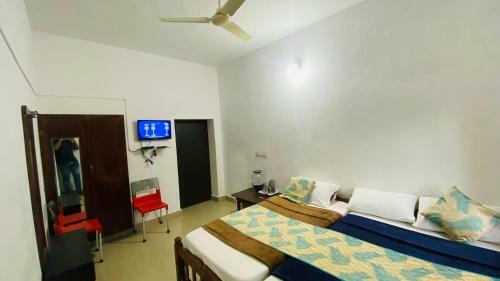 Hotel Caveri Inn
