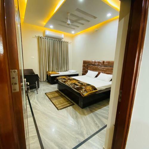 Hotel Luxury Home