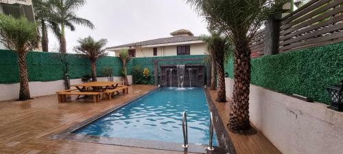 Mayberry Villa