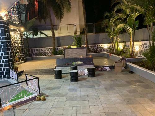 Amigo Holiday Home
