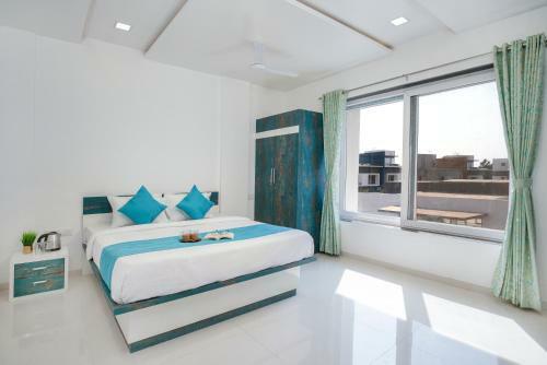 Aaston Stays - Belvedere Villa