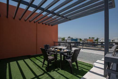 Aaston Stays - Belvedere Villa