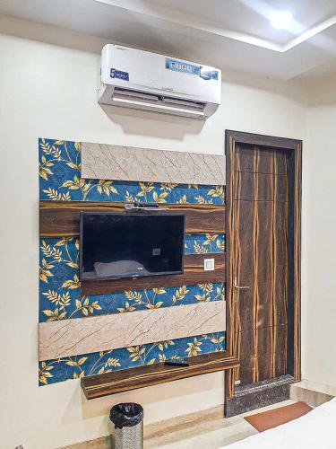 Hotel Sr Siddhi Vinayak By Wb Inn