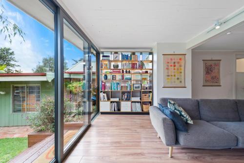 Beautiful Suburban, Home-away-from-home