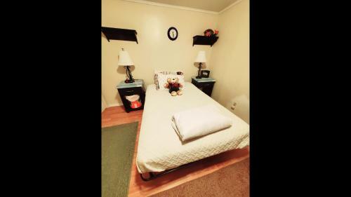Hostal Room In Apartment - Plaid Room 3min From Yale Univ