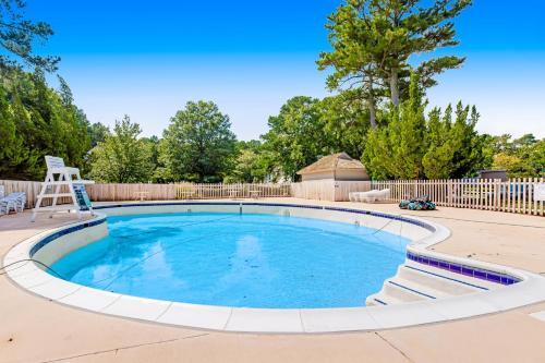 Sea Colony --- 910 Island House Ph#10