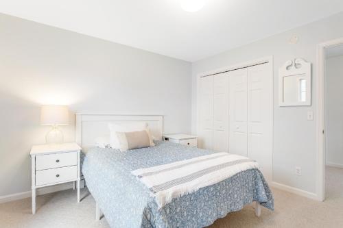 Salt Pond - 420 Canal Way East