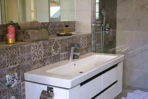 Apartamento Wohnung Bei Fa�on