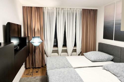 1 Room Apartment