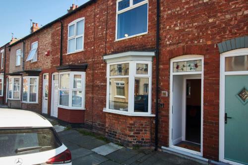 Gorgeous 2br House Wparking Sleeps6 By Purestay