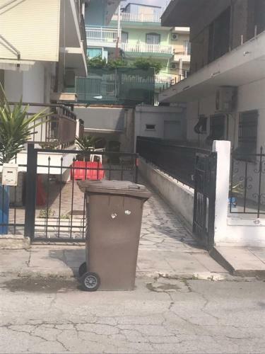 Hostal Paralia Apartments