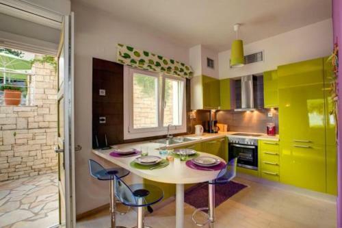Sea View Apartment