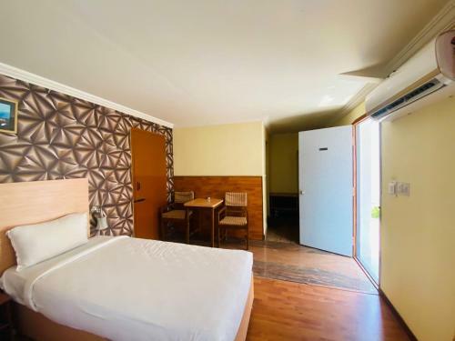 Hotel Mysuru Inn