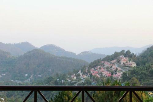 Whistling Thrush Cottage, Bhimtal (2bhk)