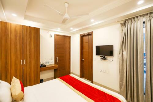 Fabhotel La Paz Stay