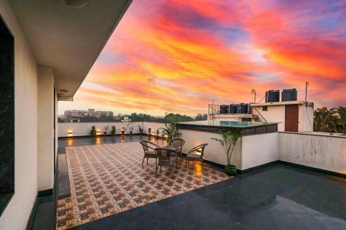Fabhotel La Paz Stay
