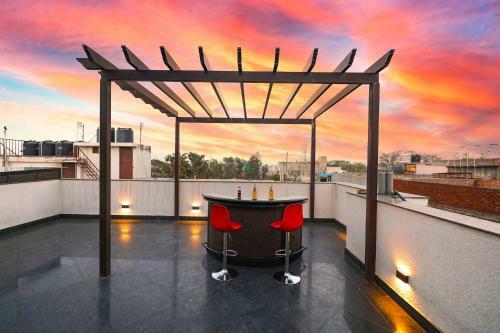 Fabhotel La Paz Stay