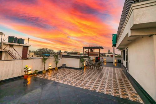 Fabhotel La Paz Stay