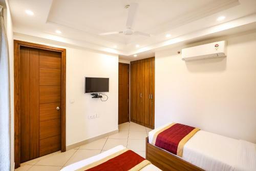 Fabhotel La Paz Stay