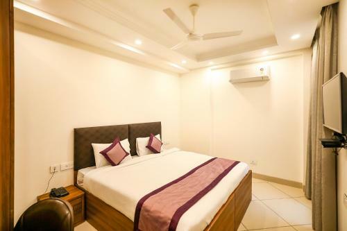 Fabhotel La Paz Stay