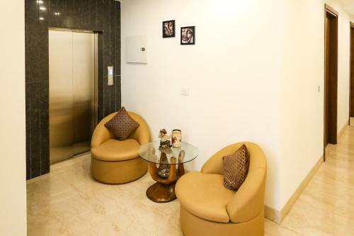 Fabhotel La Paz Stay