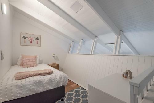 Ocean Views - Sunshine Beach Townhouse & Pool