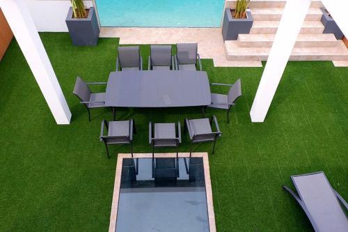 Villa Swiss House 5