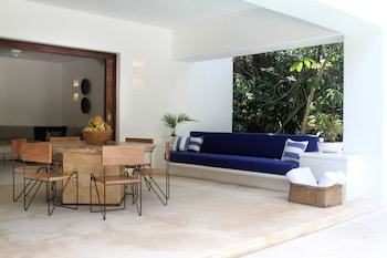 Hotel Esencia