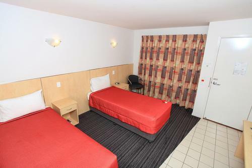 Hotel Mayfair Motel