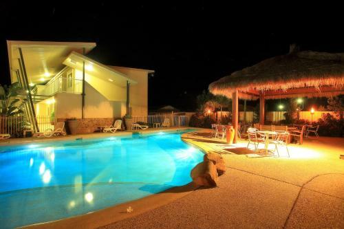 Hotel Mayfair Motel
