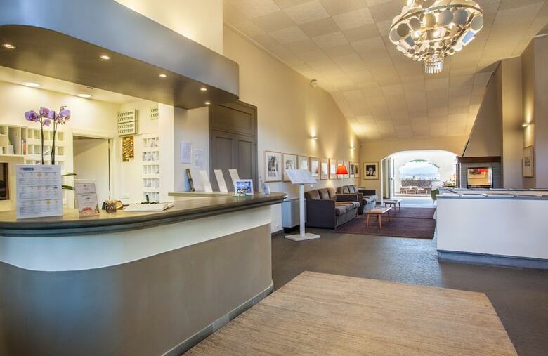 Hotel Terre Di Casole