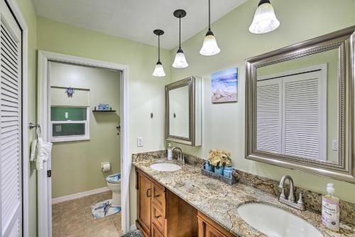 Sunny Cape Coral Getaway With Furnished Patio!