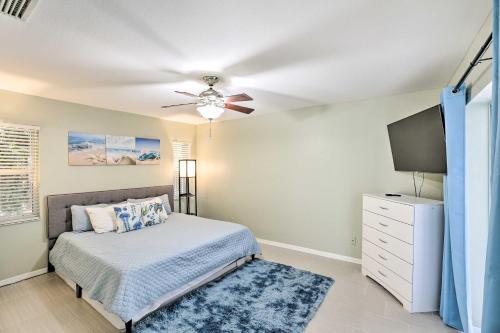 Sunny Cape Coral Getaway With Furnished Patio!