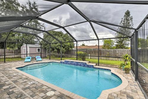 Sunny Cape Coral Getaway With Furnished Patio!