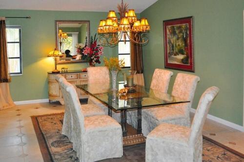 Villa Paradise, Cape Coral