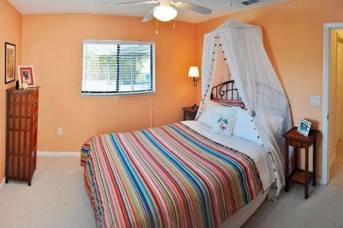 Villa Paradise, Cape Coral