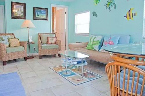 Apartamento Balcony Condo With Pool! #c4