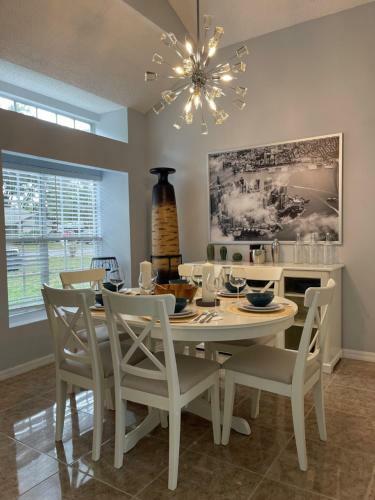 Lake Mary Cozy Home