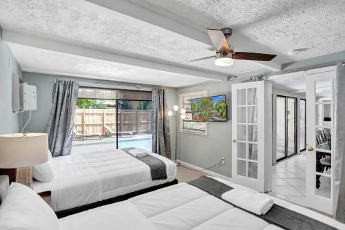 New Spacious 6bdr Villa Pool Tennis/airhockey
